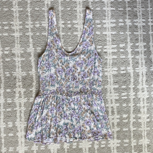 •American Eagle• Bohemian Floral Peplum V-Neckline Tank Top - Picture 2 of 9